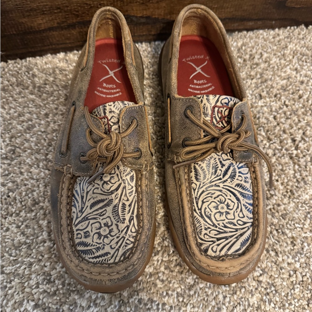 Twisted X Women’s Tan and Brown Boat Shoes